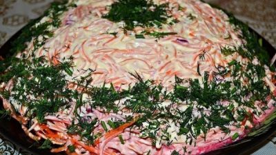 Салат «Король» с говядиной и яблоком