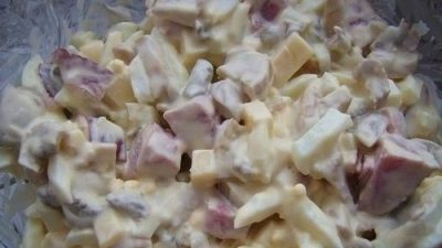Салат «Купеческий» с говядиной и маринованным луком