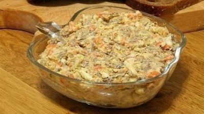 Салат с кукурузой и куриной печенью