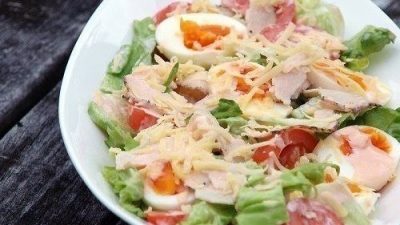 Салат с курицей «Свежесть»