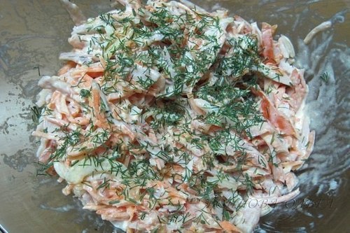 Салат с морковью по-корейски и копченым окороком