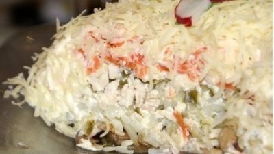 Салат «Старый мельник» с шампиньонами