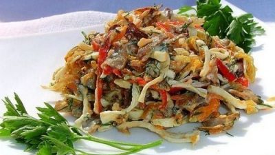 Салат «Убей меня нежно» с шампиньонами
