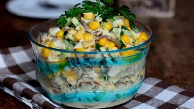 Салат «Зодиак» с кукурузой