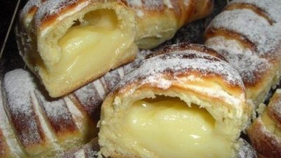 Сдобная булочка «Крем-де-Паризьен»