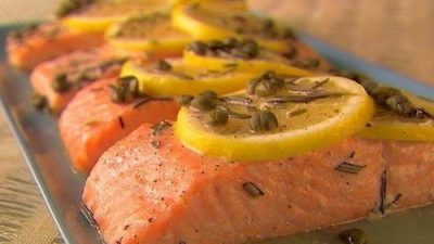 Семга запеченная с лимоном и розмарином