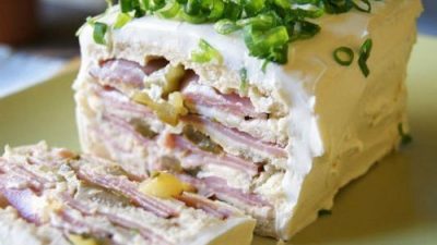 Сэндвич со сливочным сыром и ветчиной