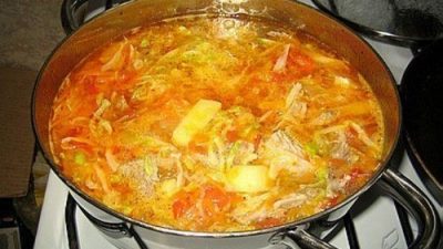 Щи на курином бульоне с капустой