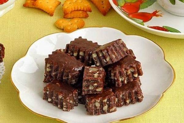 Шоколадно-ореховые тянучки на десерт