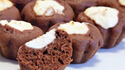 Шоколадные маффины-ватрушки с творогом