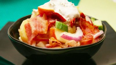 Шведский картофельный салат со сметанным соусом