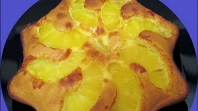 Сладкая шарлотка с ананасом