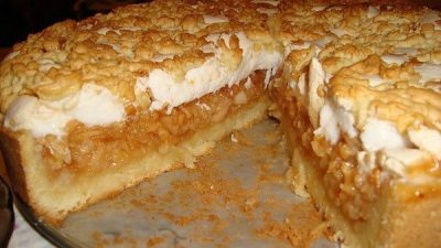 Сливочно-яблочный пирог с суфле