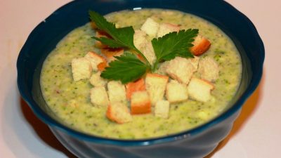 Сливочный суп-пюре с брокколи и картофелем