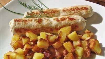 Сочные домашние сосиски из куриного филе