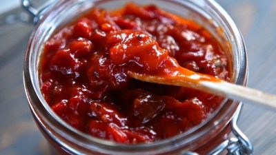 Соус барбекю из перца и моркови с табаско