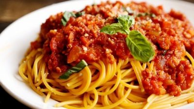 Спагетти «Болоньезе» с мясным фаршем