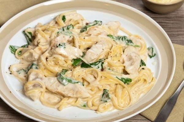 Куриная грудка в сметанном соусе рецепт – Итальянская кухня: Основные блюда. «Еда»