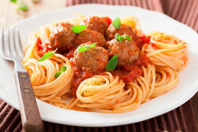 Спагетти в томатном соусе с фрикадельками рецепт с фото пошагово - kormstroytorg.ru