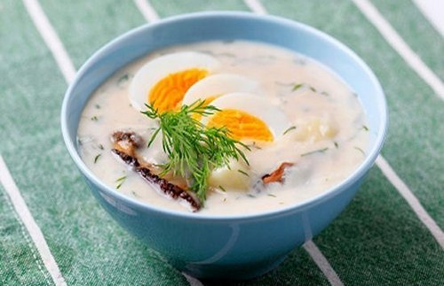 Суп-пюре из курицы и грибов по-французски