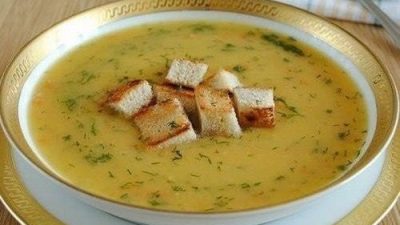 Суп-пюре с куриной грудкой и сухариками