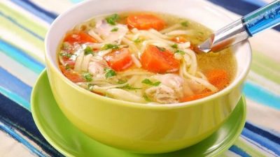 Суп с домашней рисовой лапшой