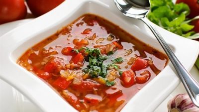 Суп томатный польский с рисом и огурцом