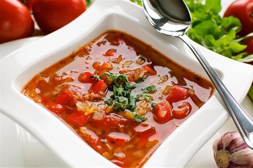 Суп томатный польский с рисом и огурцом