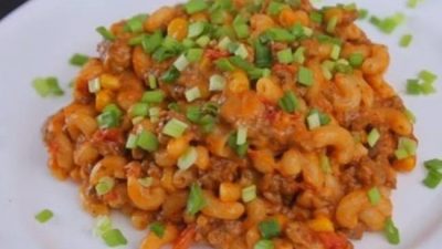 Супермакароны с фаршем и кукурузой