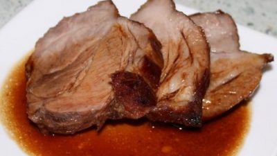 Свинина в глазури из меда, горчицы и соевого соуса