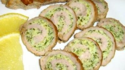 Свиные рулеты с яблоком и яйцом