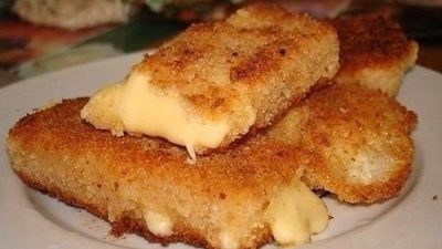 Сыр, обжаренный в панировке по-чешски