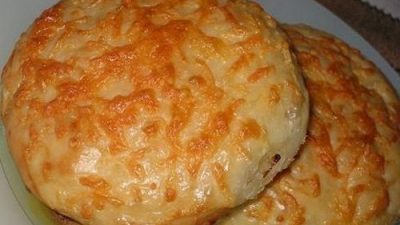 Сырные булочки из дрожжевого теста
