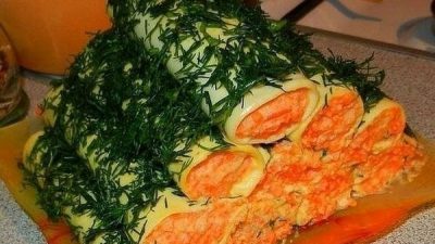 Сырные трубочки с корейской морковкой