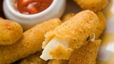 Сырные закусочные палочки