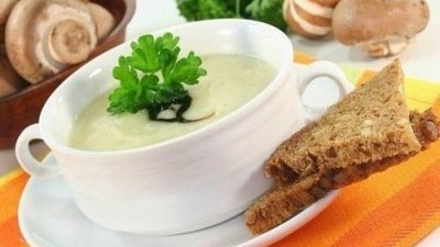 Сырный картофельный суп с шампиньонами