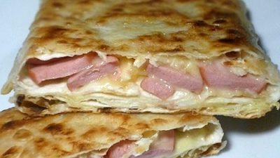 Сырный омлет «Ёка» в лаваше