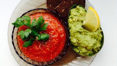 Томатный гаспачо со сладким перцем и огурцом