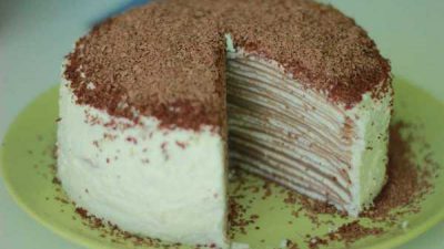 Торт из блинов с творогом и сливками