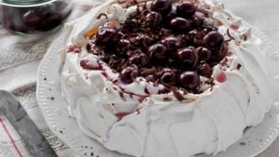 Торт Павлова «Черный лес» с вишней