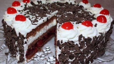 Торт «Шварцвальдская вишня» шоколадный