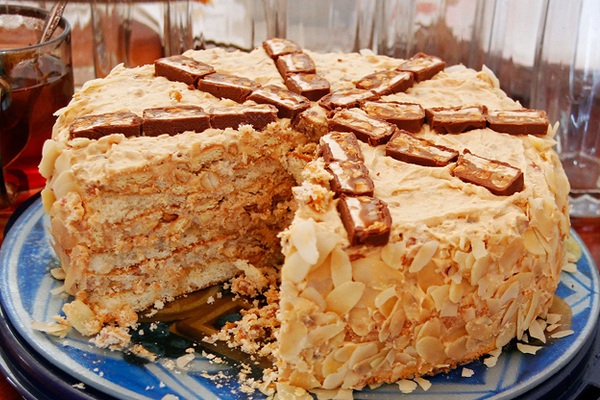 Вкусный песочный торт или арахисовый торт «Коровка»,рецепт с фото.