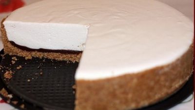 Торт творожный с шоколадом без выпечки