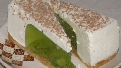 Торт-желе из сметаны и киви