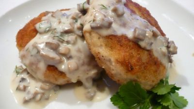 Традиционные мясные котлеты по-новому