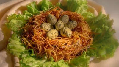 Салат из белой березы с курицей и грибами и салат из курицы в подарок (вареная, запеченная или копченая) на праздники
