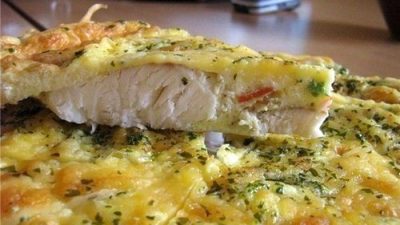 Треска под сырно-сметанным соусом