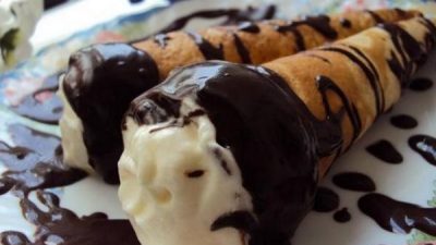 Трубочки из блинчиков с творожной начинкой