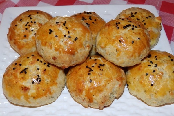 Турецкие булочки с сыром фета