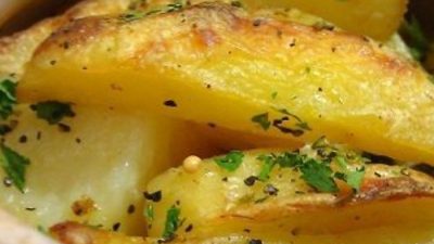1. Картофель с мясом в съедобных «горшочках»